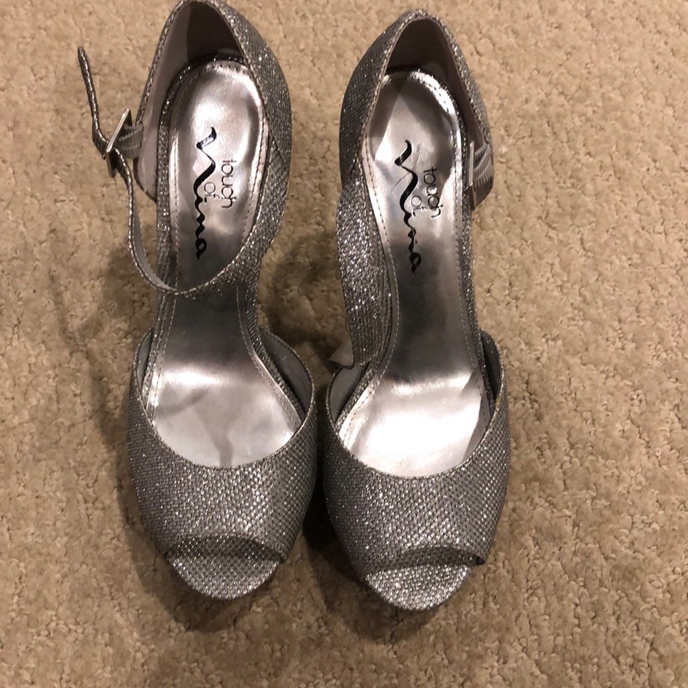 Touch of Nina sparkly heels never worn